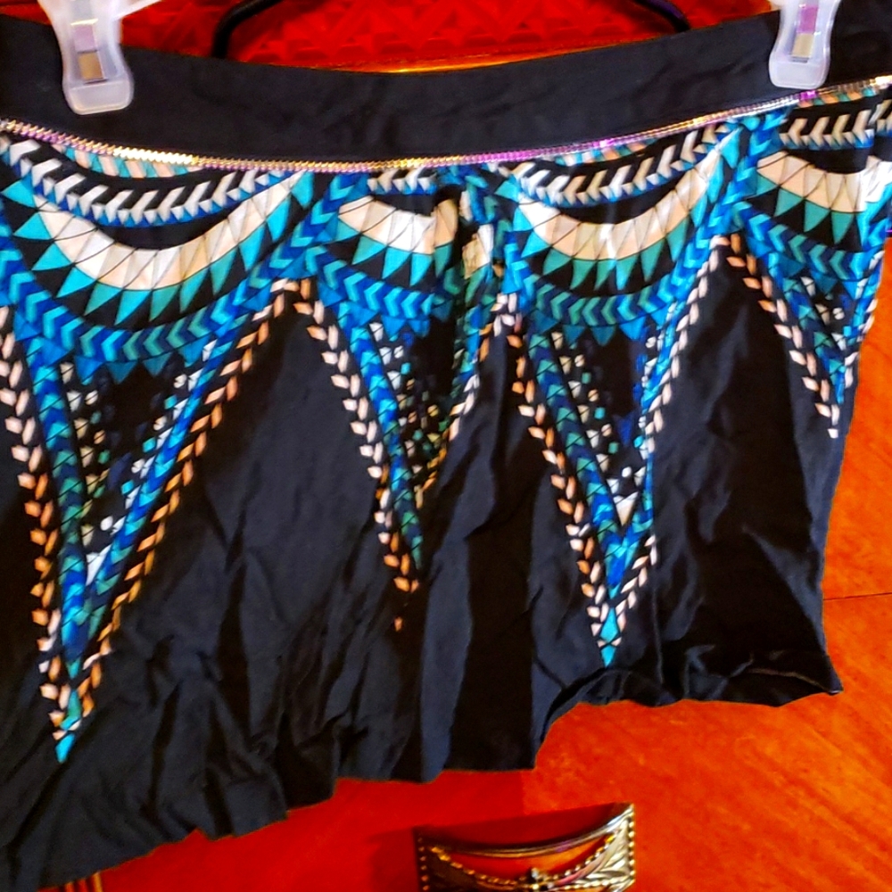 Kendall and Kylie skirt